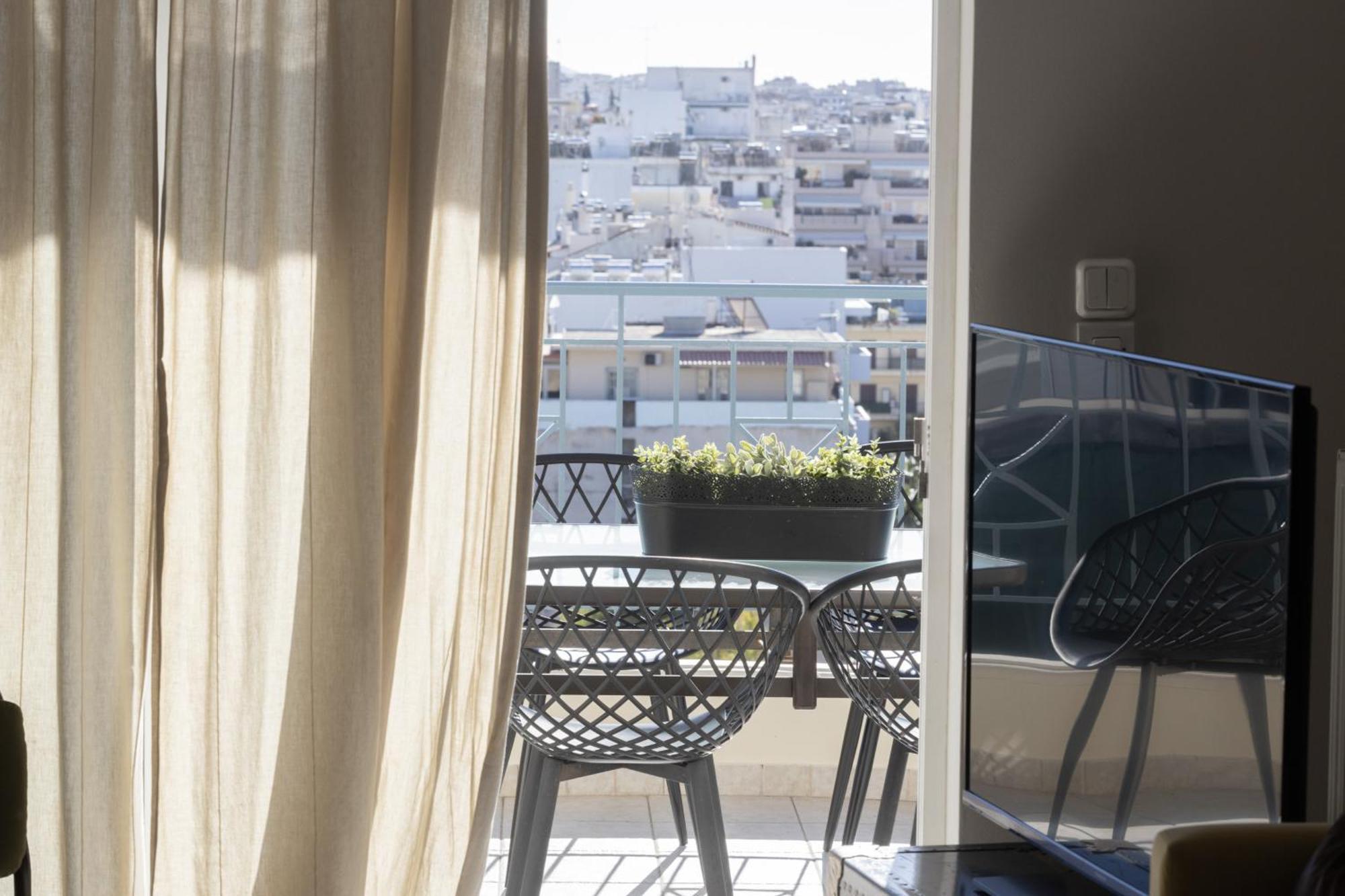 Renovated 3 Bedroom Apt With Acropolis View Atény Exteriér fotografie